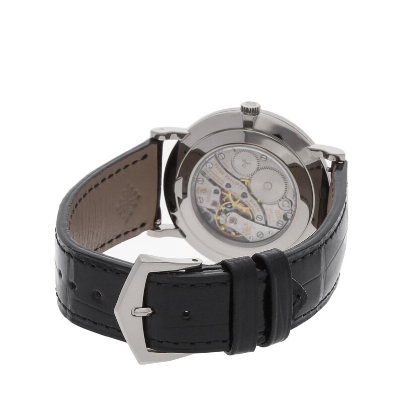 Patek
      Philippe Calatrava Watch